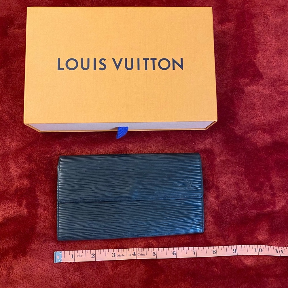 Authentic Louis Vuitton wallet
